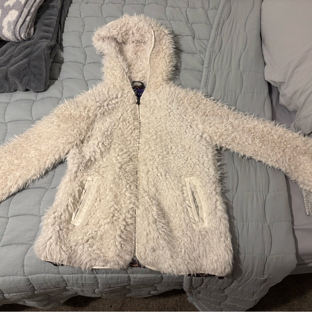 Madden Girl Cream Faux Fur Jacket